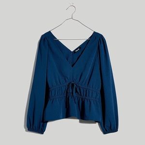 NWT SEERSUCKER V-NECK PEPLUM TOP